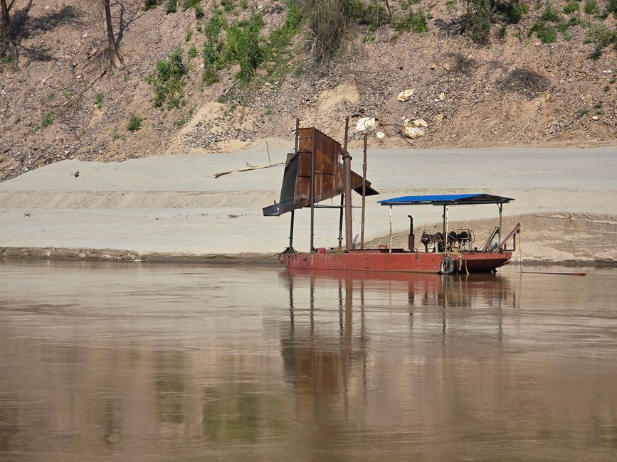 Auf dem Mekong von Luang Prabang nach Ban Houayxay