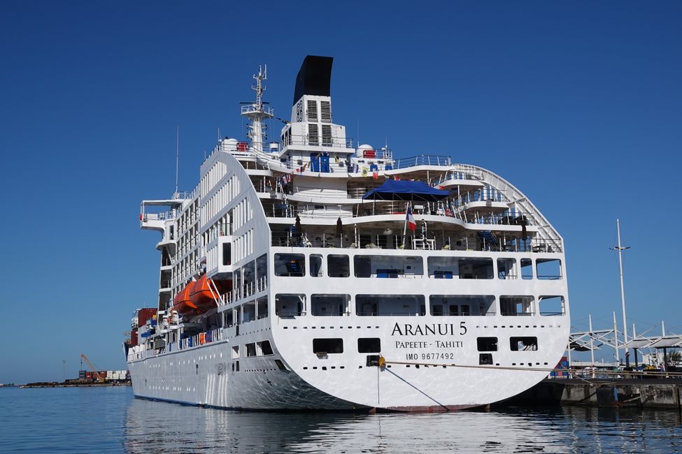 Farewell to the ARANUI 5 ....