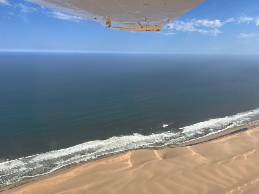 Nambia 2024: Über den Wolken, muss die …