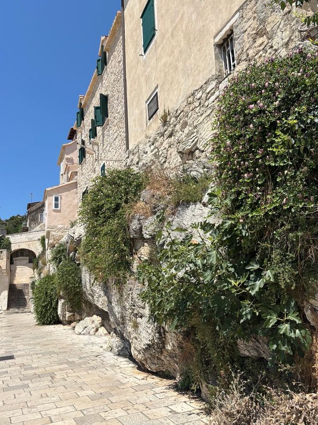 Von Korcula über Split nach Trogir