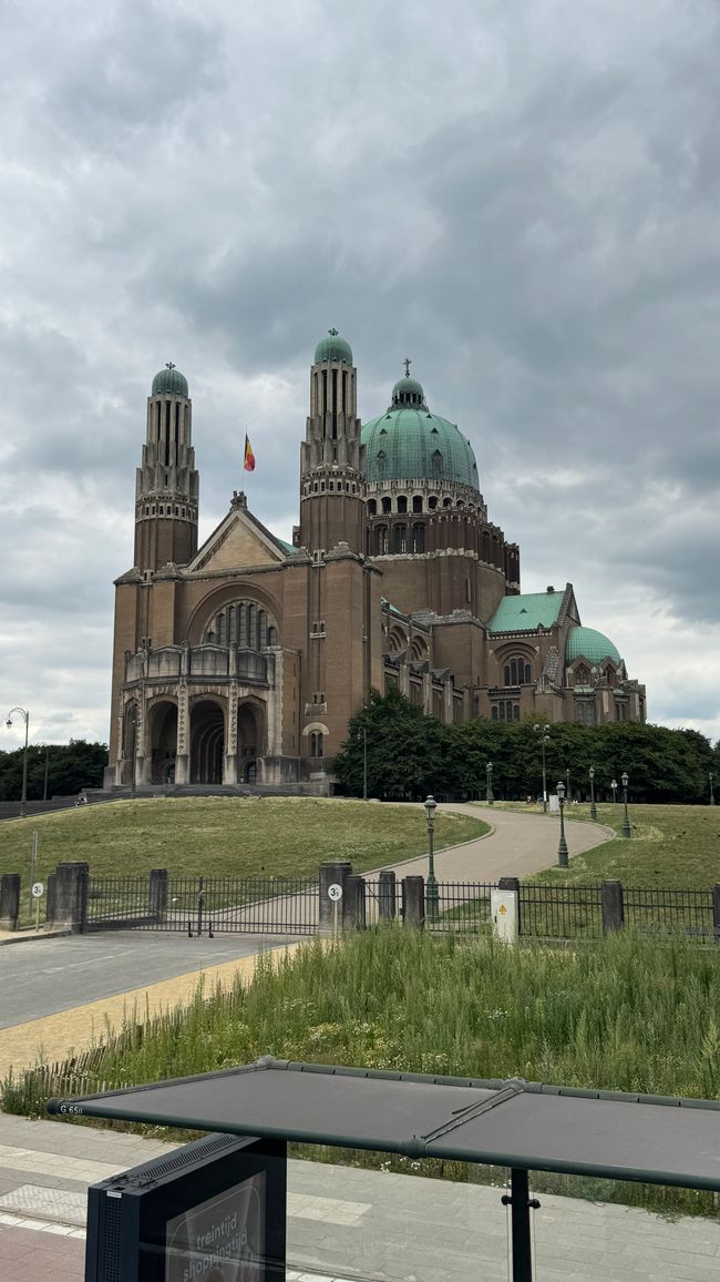 Reise durch 7 Länder – 3.250 km mit Wohnmobil 445km mit Rad  



Österreich🇦🇹

Deutschland🇩🇪  
 
Luxemburg🇱🇺 

Frankreich🇫🇷                

 Niederlande🇳🇱 

Tschechien🇨🇿 

Belgien🇧🇪 