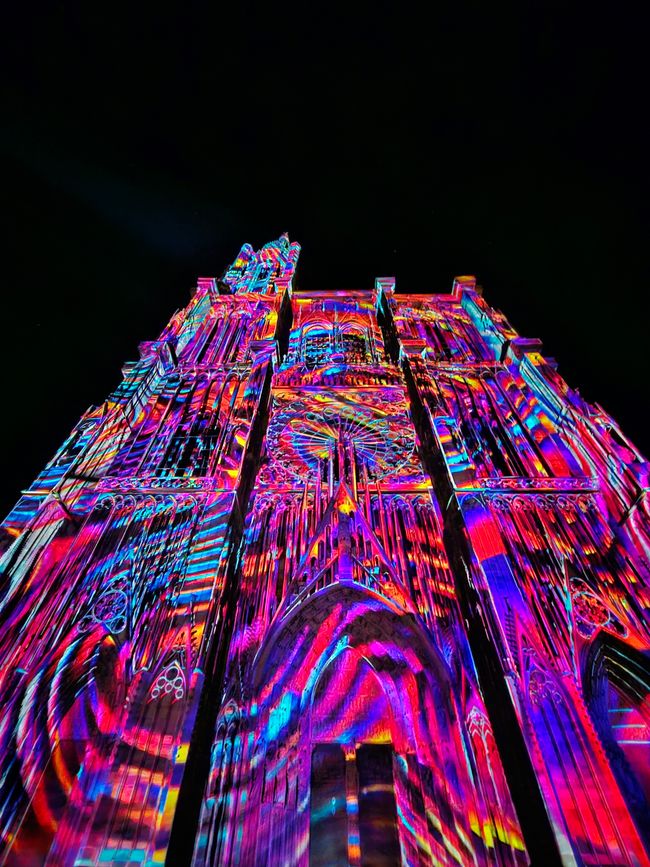 2026 - August - Lichtshow am Straßburger Münster