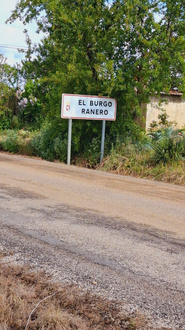 Encore une étape à plat jusqu'à El Burgo Ranero 