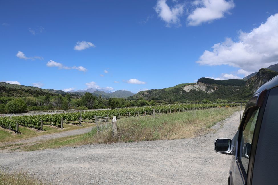 Gravel Road heading South