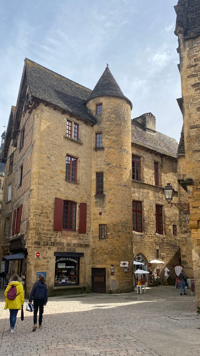 Vulkanlandschaft
Puy de Dôme und Sarlat-La-Canéda