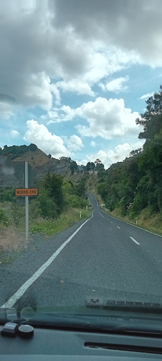 Autoroute du Monde Oublié / République de Whangamomona