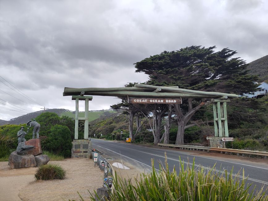 Memorial Arch of the Great Ocean Road (for the workers of the road)