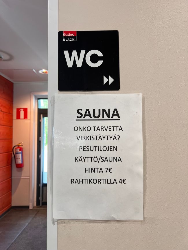 Die Finnen (und ich) lieben ihre Sauna, sogar auf der Autobahnraststätte