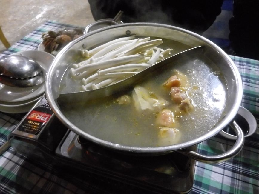 Abendessen am heißen Topf