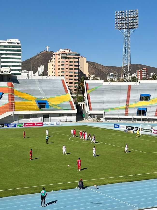 Estadio Felix Capriles 