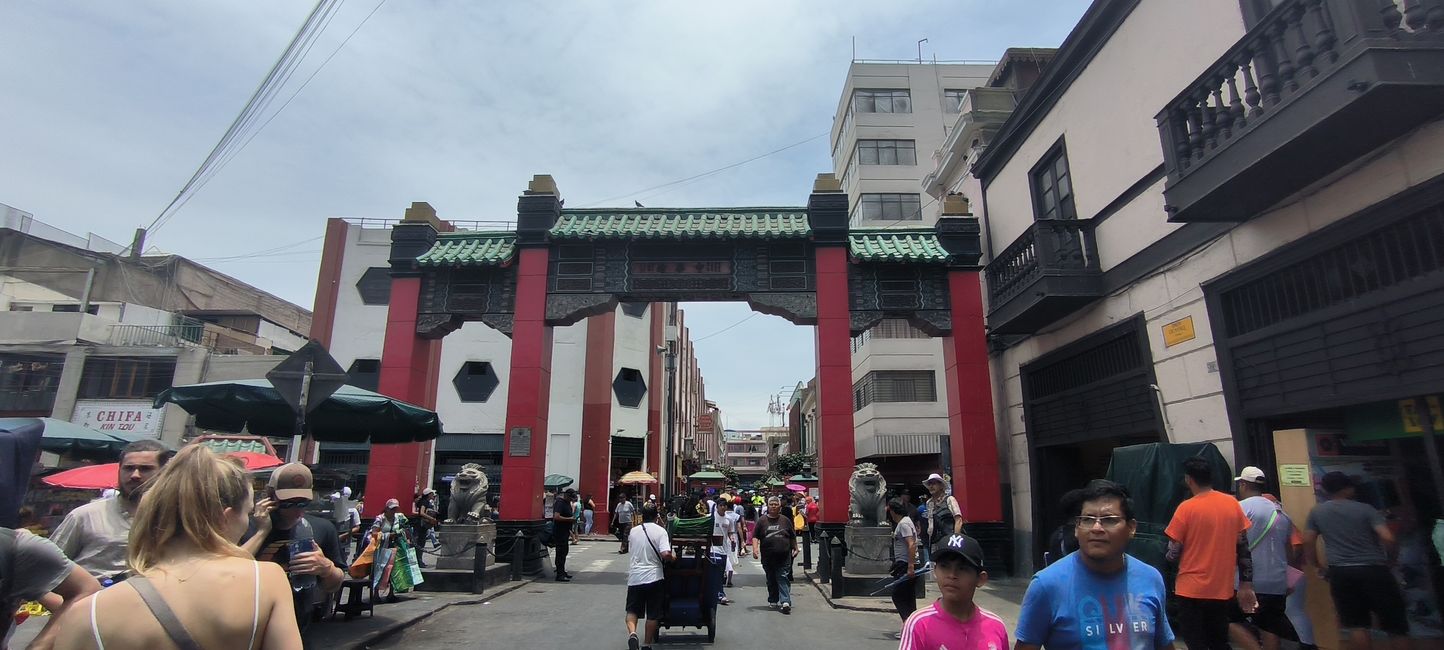 Entrance to Chinatown 