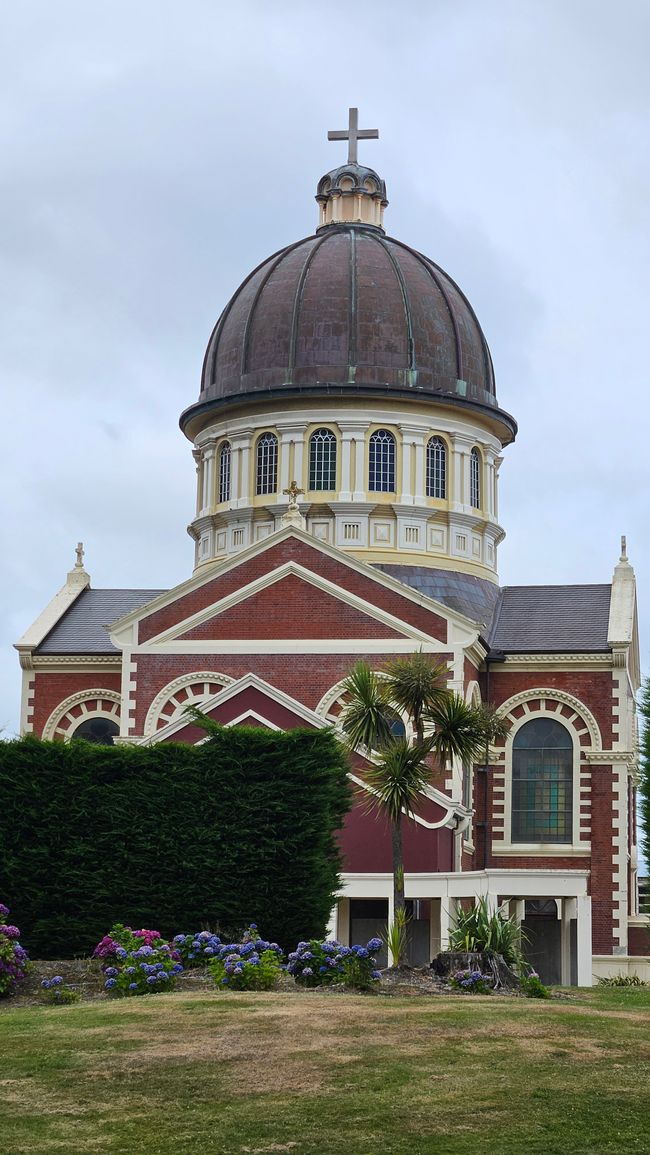Clifden - Monkey Island - Riverton - Invercargill - Nugget Point