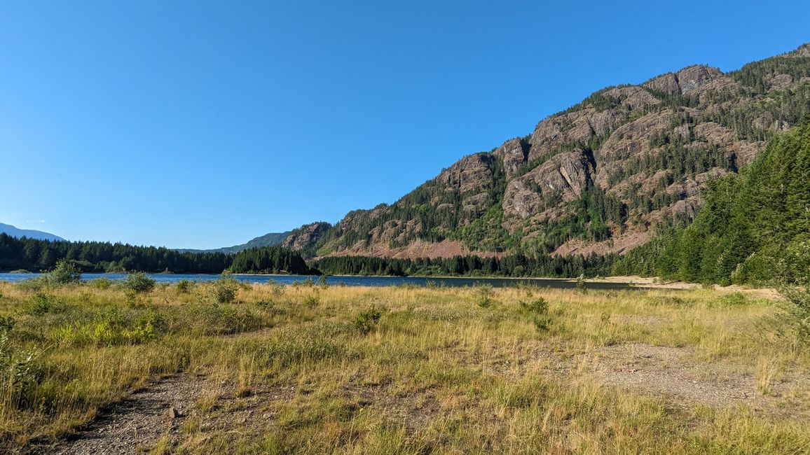 Buttle Lake Campground, Site 14