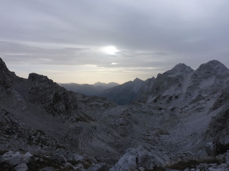 Albanien Teil 1
3.9.2024 
Von Durrës nach Valbone