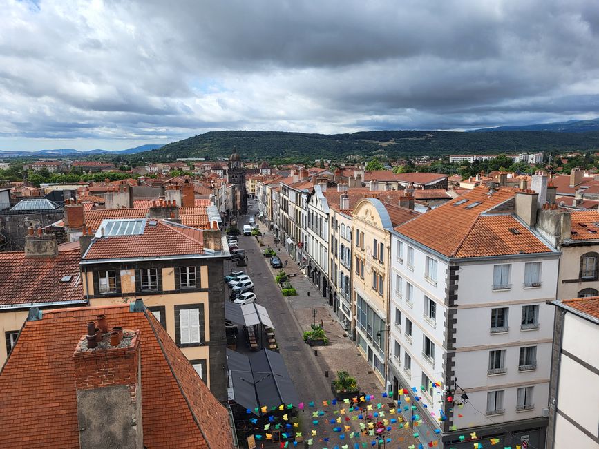 Blick auf Riom vom “Tour d'Horloge”