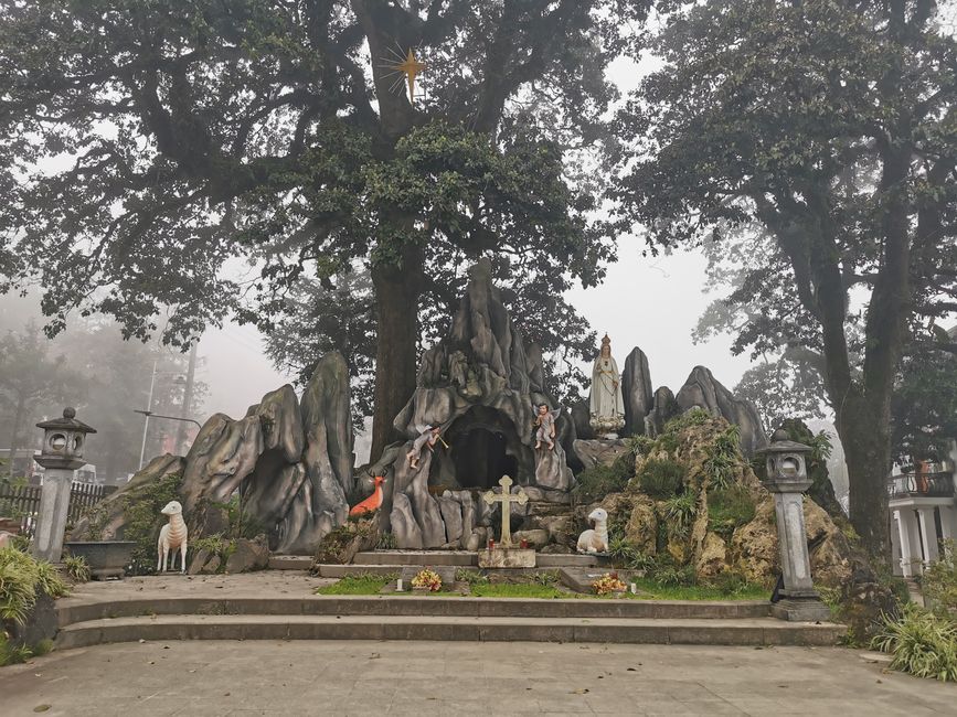Hacia el norte montañoso hacia SaPa