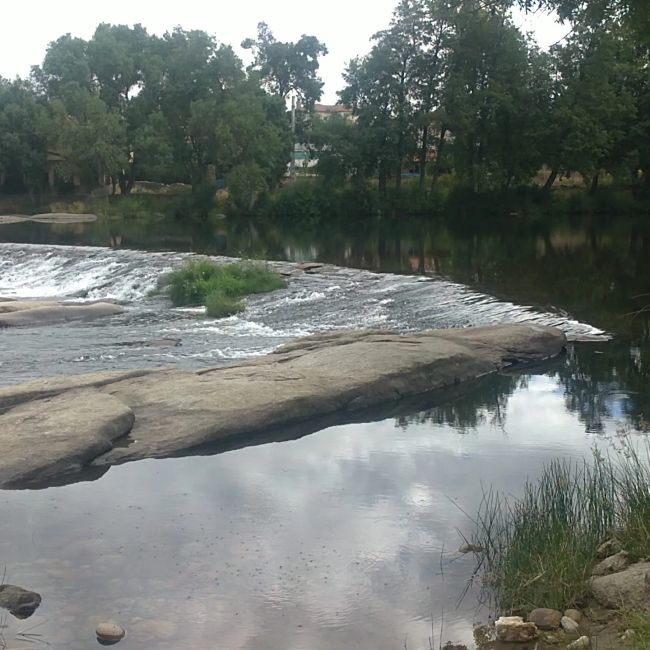 Fotos vom Flussstrand von Puente del Congosto (Salamanca) (Juli 2021)