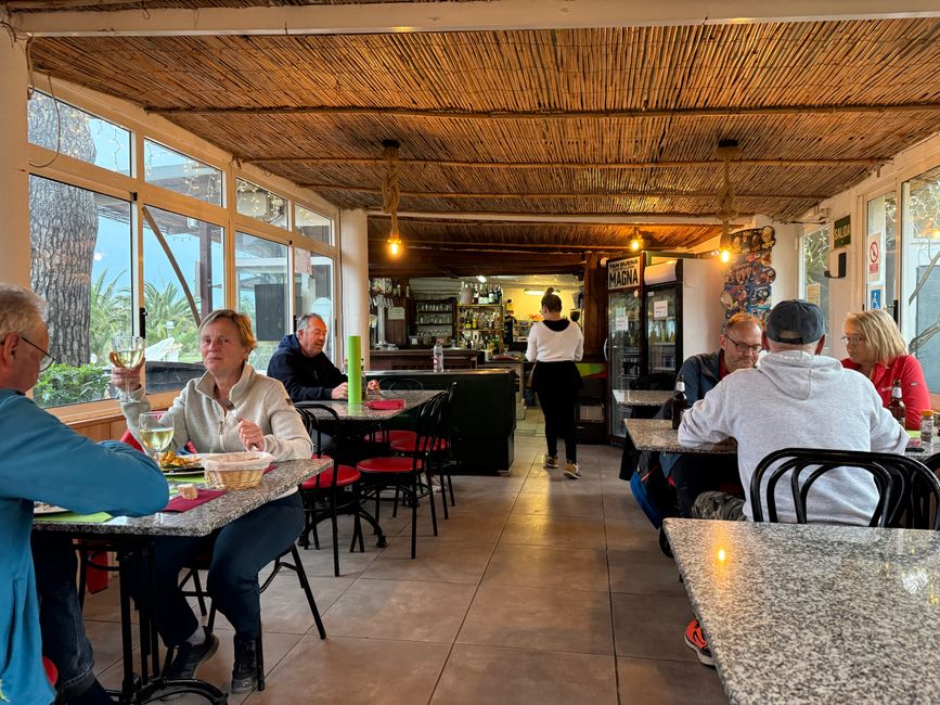 Le petit restaurant de notre camping.