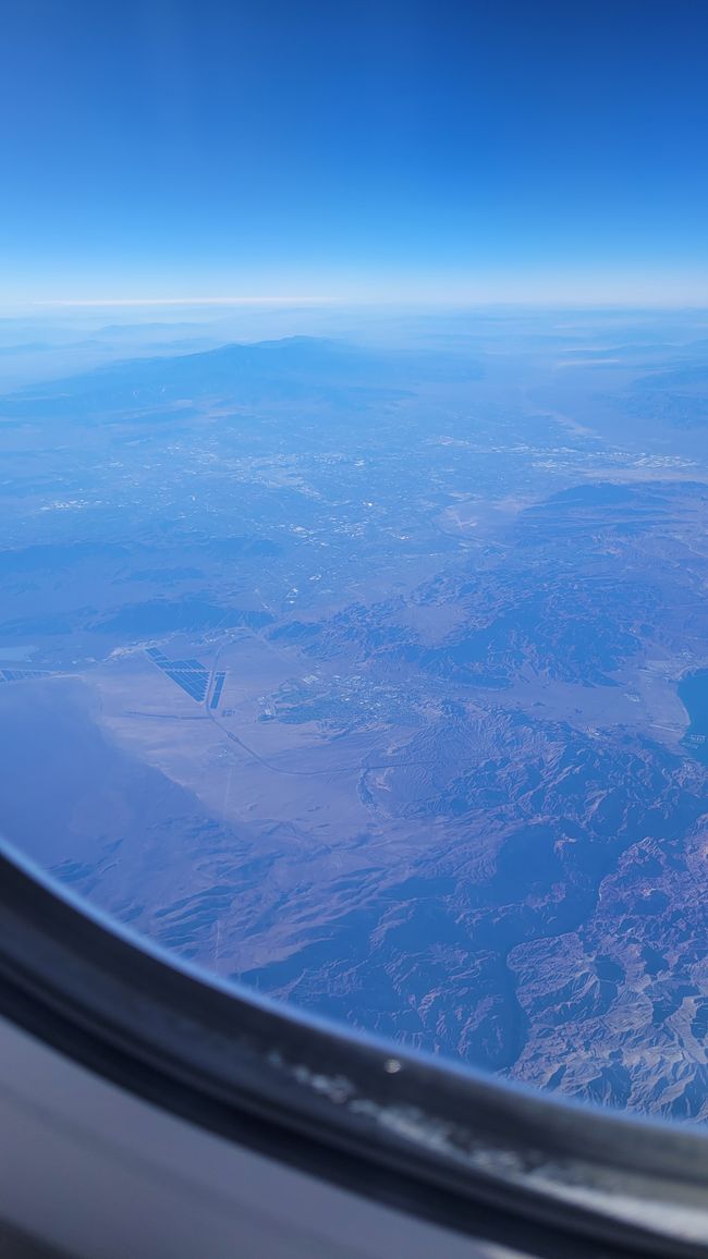 Auf dem Weg nach L.A. - oder: Über den Wolken ...