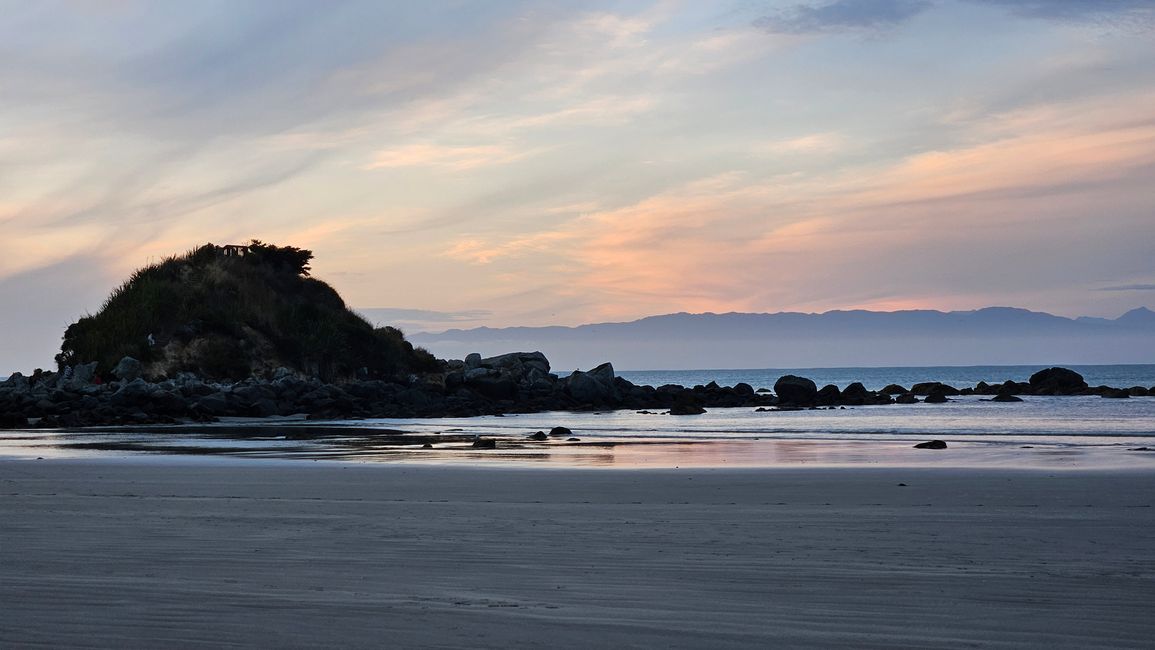 Clifden - Monkey Island - Riverton - Invercargill - Nugget Point