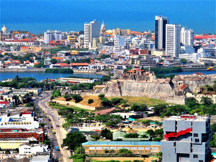 Fortaleza San Felipe en primer plano de Cartagena