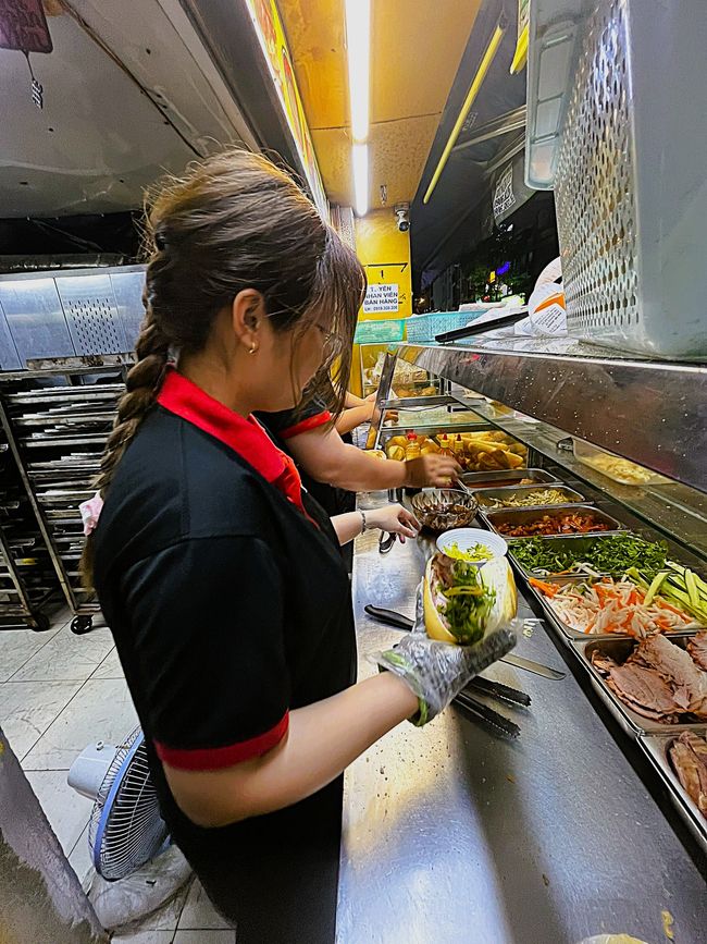 Preparation of Bánh mì