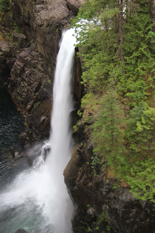 Elk Falls Provincial Park