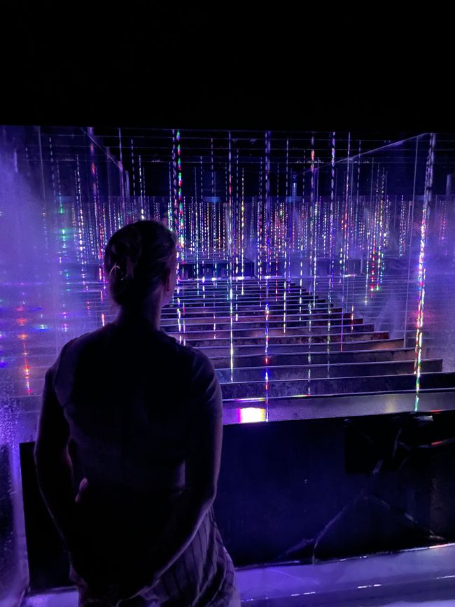TeamLab Planets
