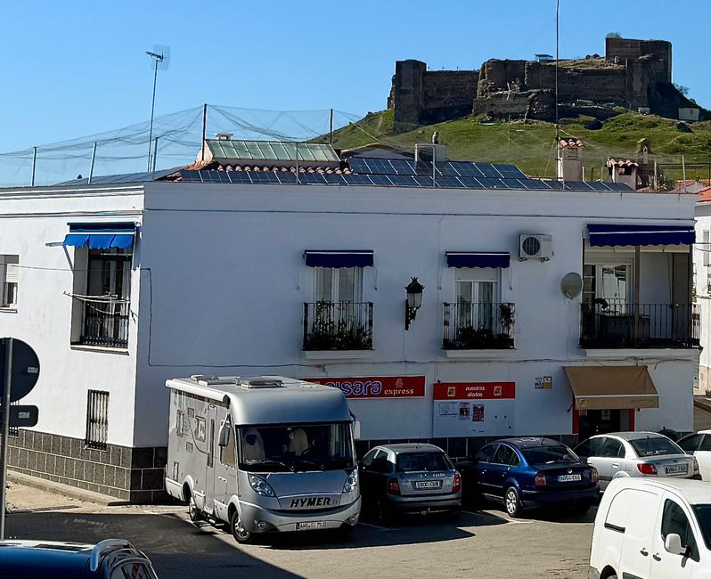In Montemolin, it's hard to find a parking spot for motorhomes.