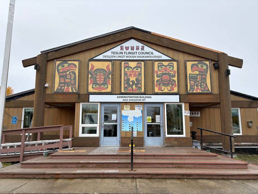 Day 5 - 🚐 Pothole Slalom, Moose Menus, and Off-Road Adventures – our day on the Canol Road