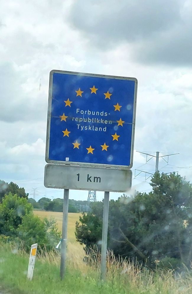 Hinweis auf Grenzübergang