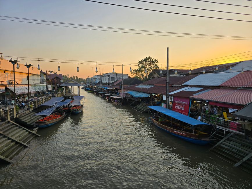 Amphawa!