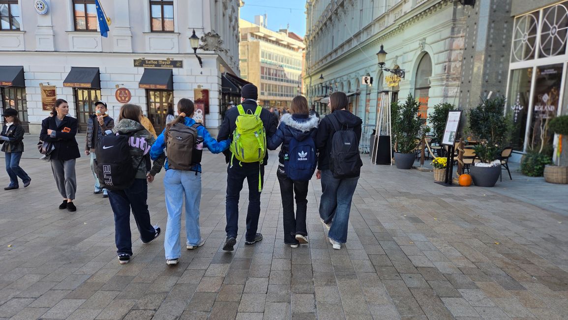 Bratislava se viste en octubre 26