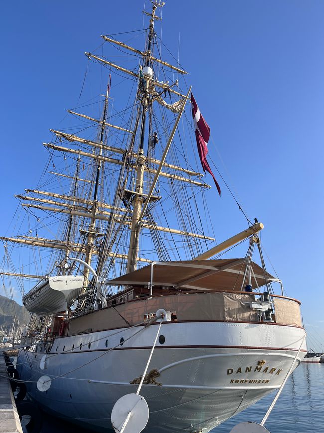 The sailing school ship Danmark in the harbor of Santa Cruz - stunning