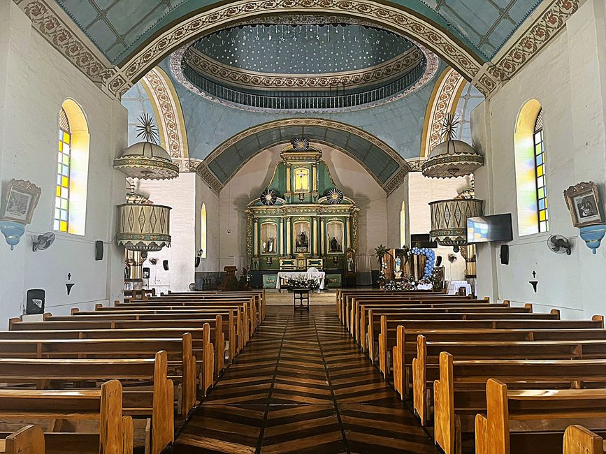 In der Kirche von Lazi