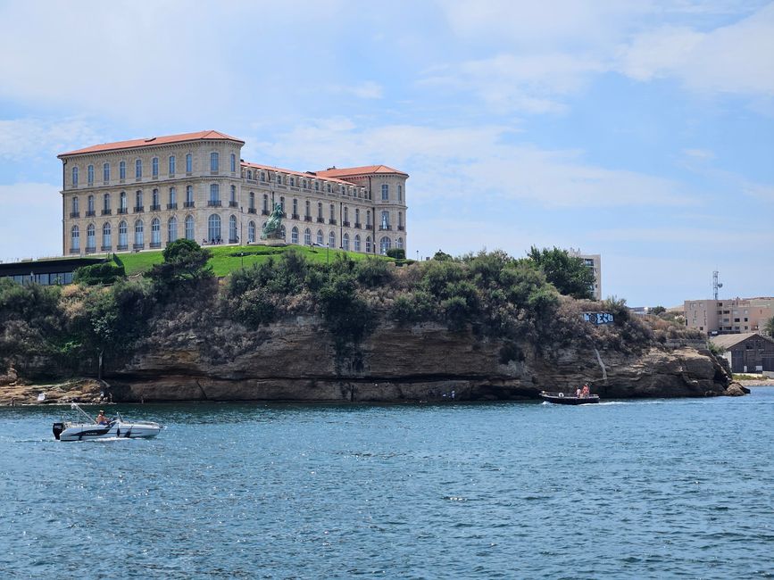 Palais du Pharo als Fernsicht