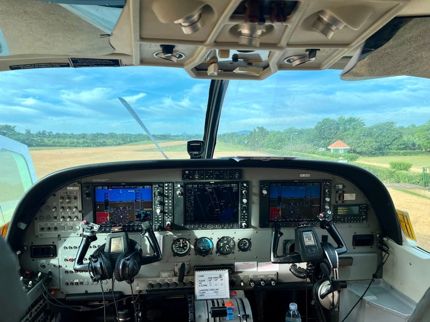 Von Entebbe nach Kisoro
