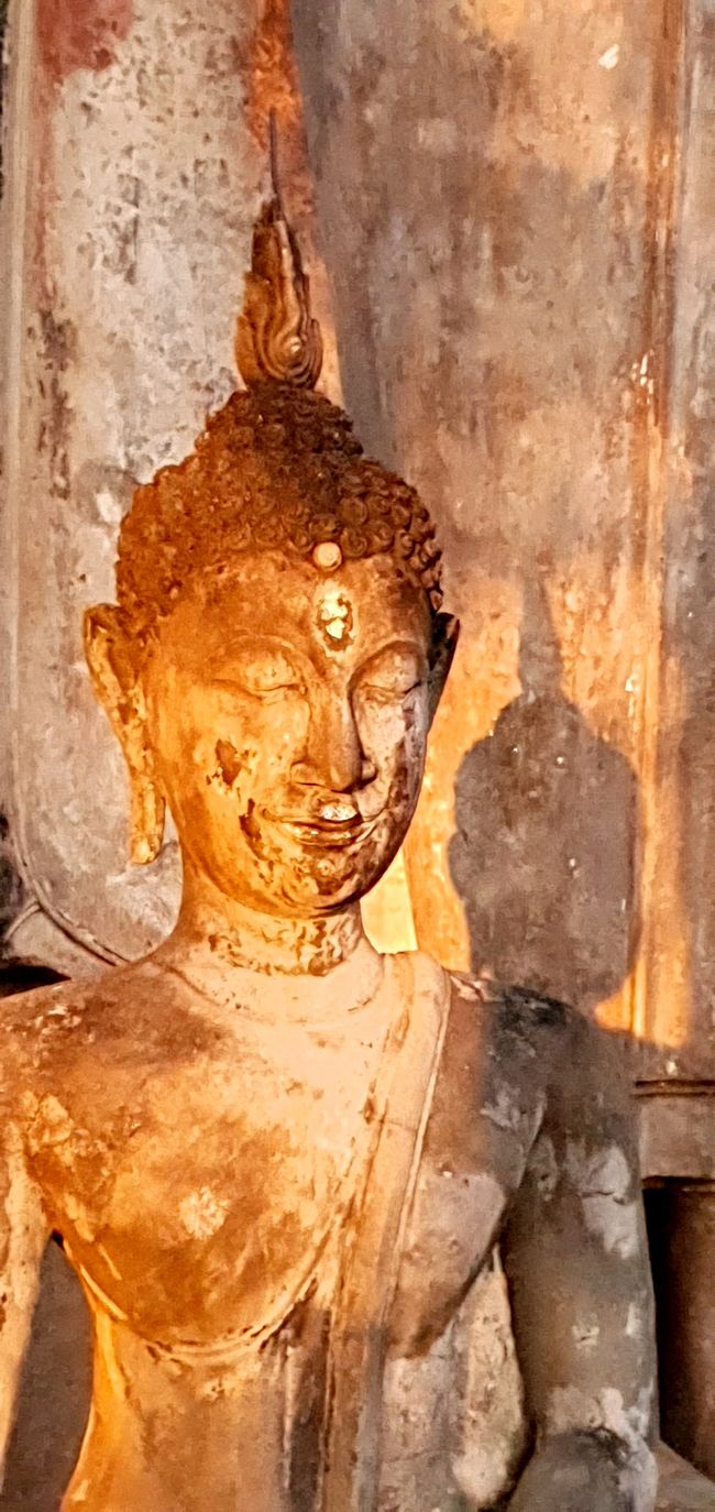 Sukhothai - History and New Year celebrations