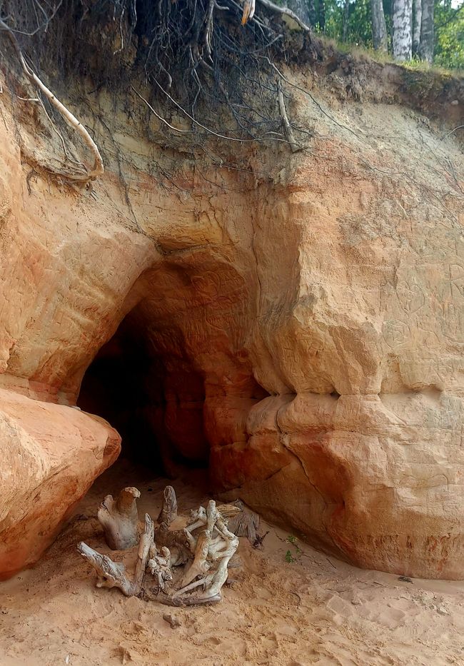 Vers les grottes de grès