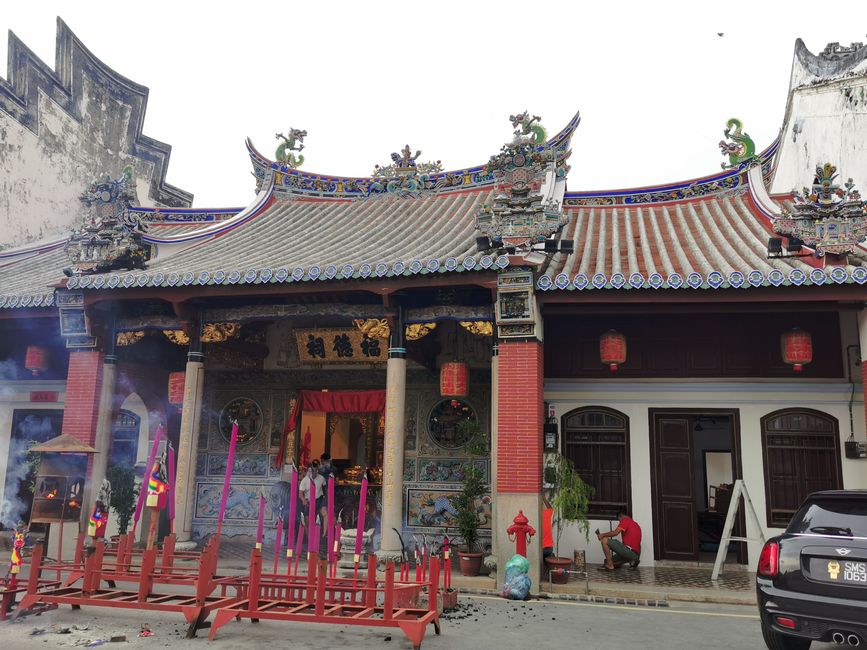 Viaggio verso l'isola di Penang e visite turistiche a Georgetown
