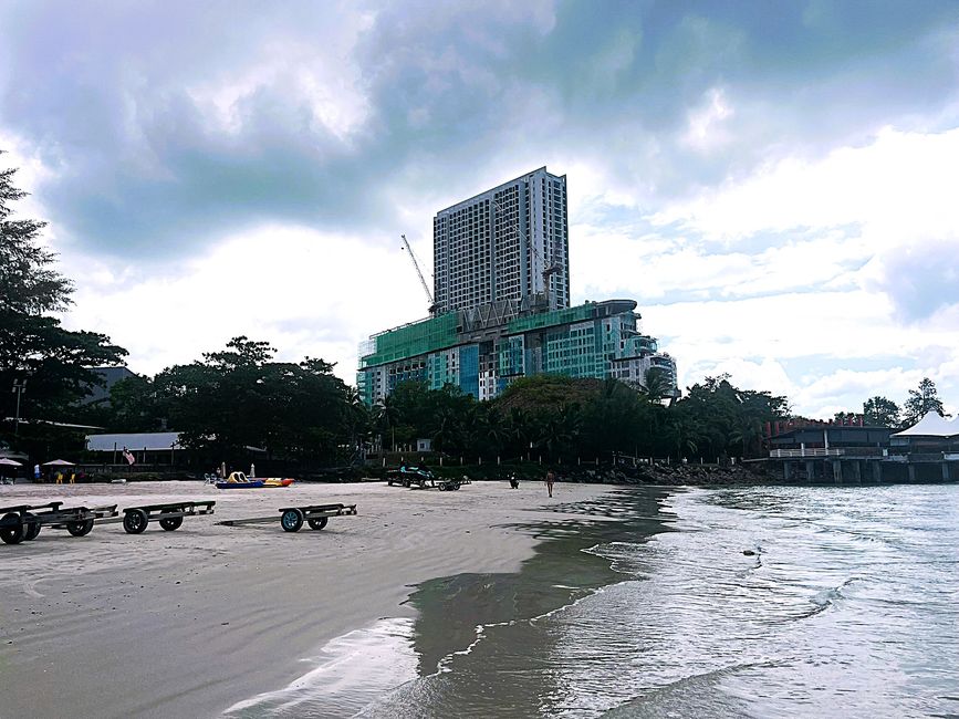 Cenang Beach verschandelt
