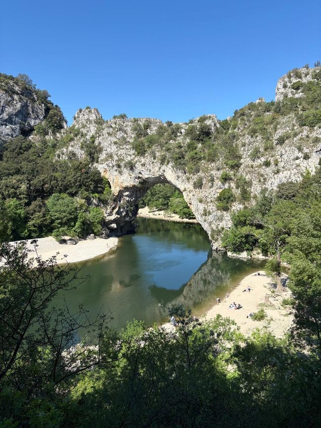 Camping Rives d'Arc