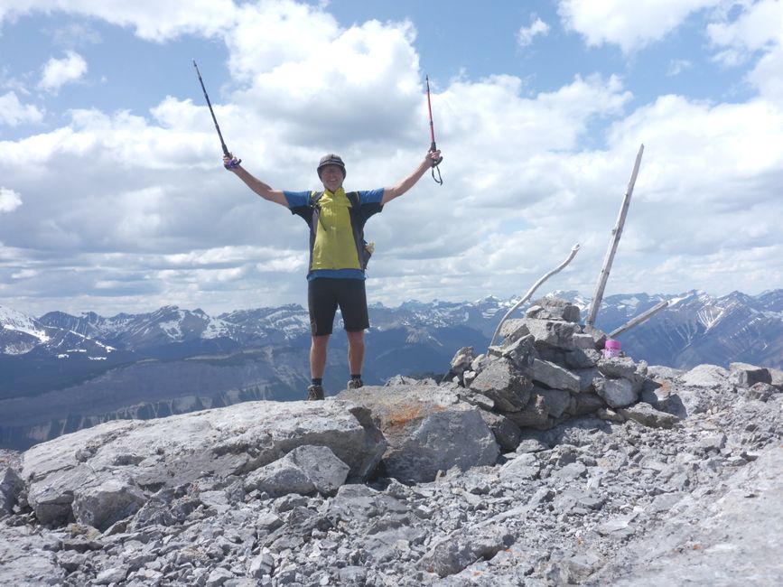 Hawk Mount 2434m