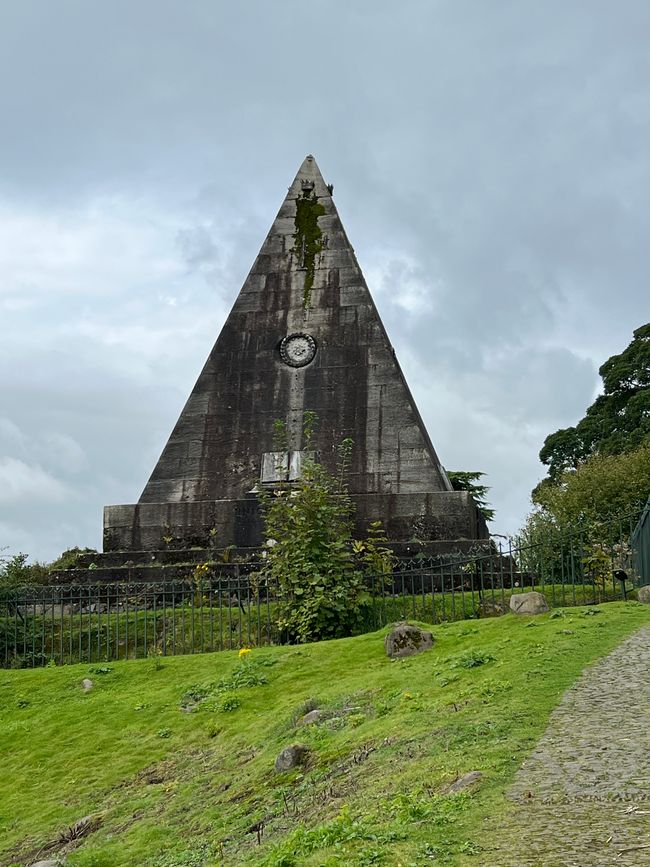 Stirling, National Heroes and 'Son of a bitch'