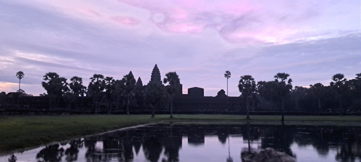 Angkor Wat - mehr war aus dem Sonnenaufgang leider nicht herauszuholen 