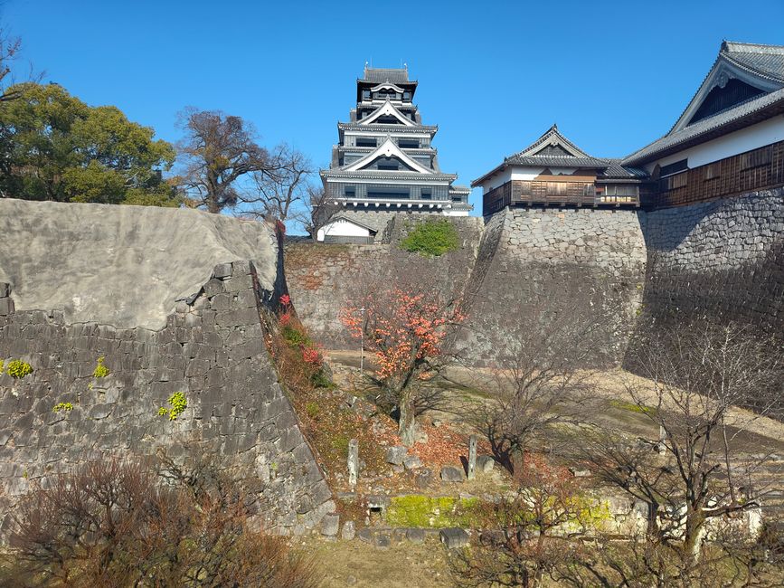Kumamoto Castle de l'extérieur
