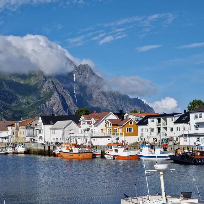 Reine, Nusfjord, Vikbeach-Haucklandstranda, Henningsvaer