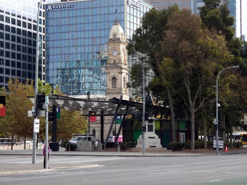 Victoria Square