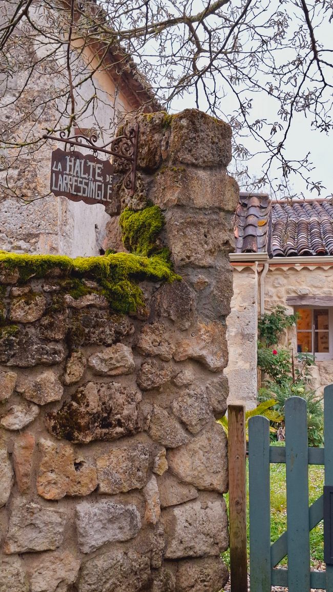 Arrived in Larressingle