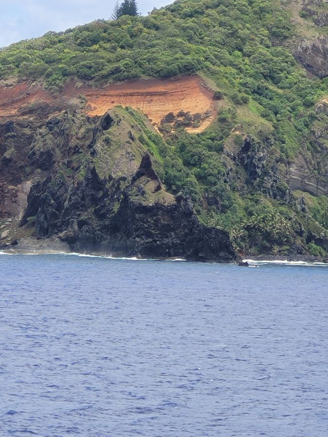 Jour 58 sur 175 : Croisière autour du monde - Îles Pitcairn
